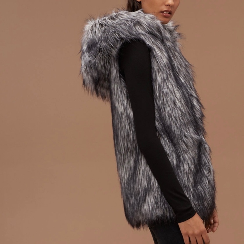 Aritzia Talula | Ovid Vest - Faux Fur Vest